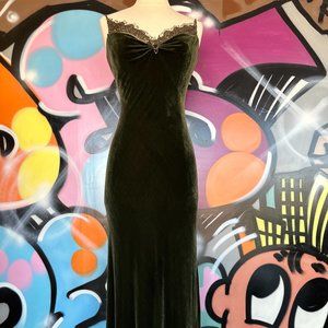 Carmen Marc Valvo Forest Green Velvet dress size 2